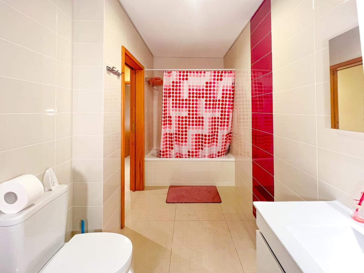 Appartement - Plage De Furadouro - Rico'S Homes Ovar Kültér fotó
